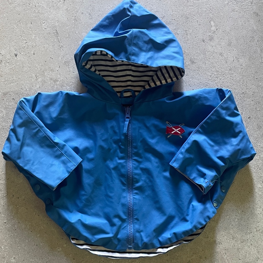 •Blue raincoat cap with interior Striped Lining, week-end à la mer (12M-18M)